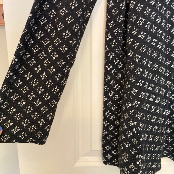 J. Jill Pima Boat Neck Tunic, Size L - Oversized, Black and White Long Sleeved - Picture 4 of 7